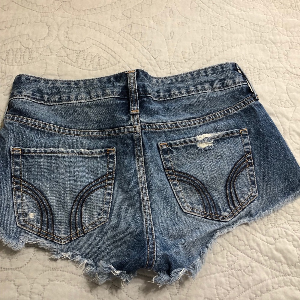 Shorts - Picture 2 of 2